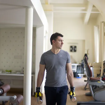 포 시즌스 호텔 5*