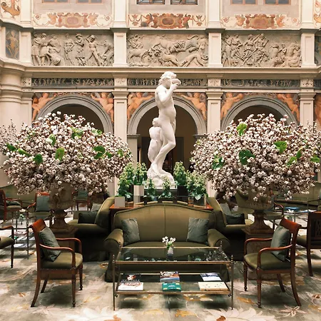 Hotel Four Seasons