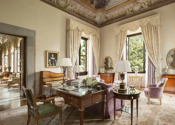 Hotel Four Seasons 5*