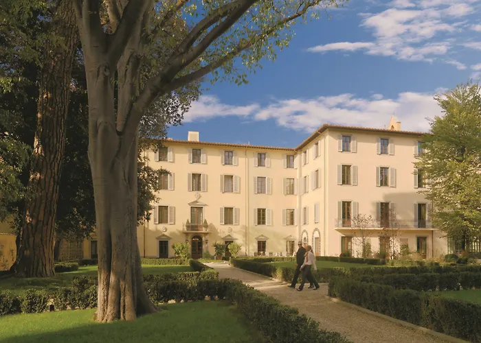 Four Seasons 5* Florence