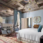 Four Seasons 5*
