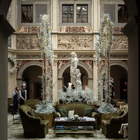 Hotel Four Seasons