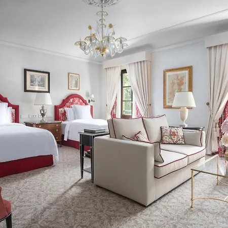 Szálloda Four Seasons 5*